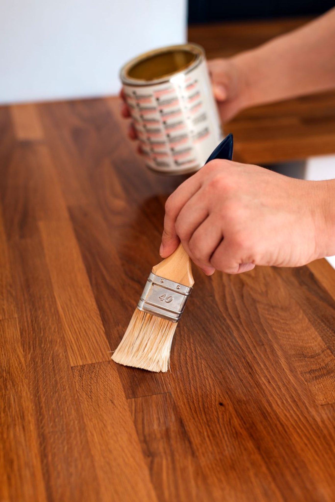 Protégez et embellissez votre bois extérieur avec l'huile de lin