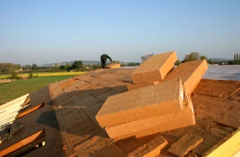 panneau fibre de bois pour isolation du toit