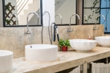 Quels sont les indispensables d’une salle de bain moderne ?